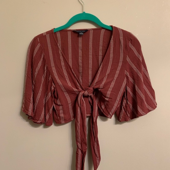 American Eagle Outfitters Tops - American Eagle Crop Top